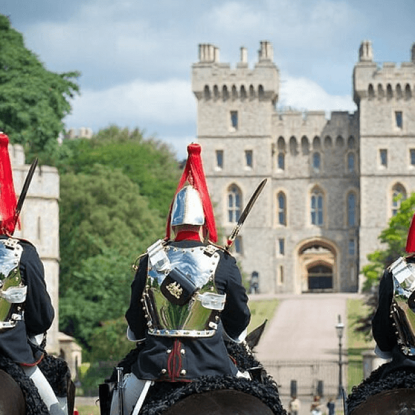 Hollywood Sign Small Group Tour in Luxury Van
